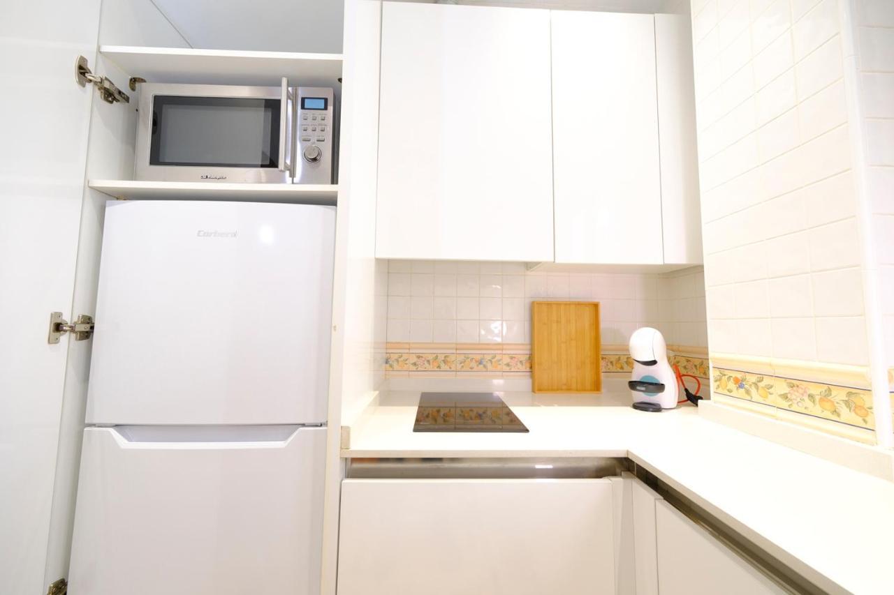 Patio Rialto Apartment Севиля Екстериор снимка